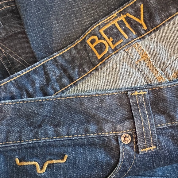 Kimes Ranch Betty 6/36 - Picture 1 of 5